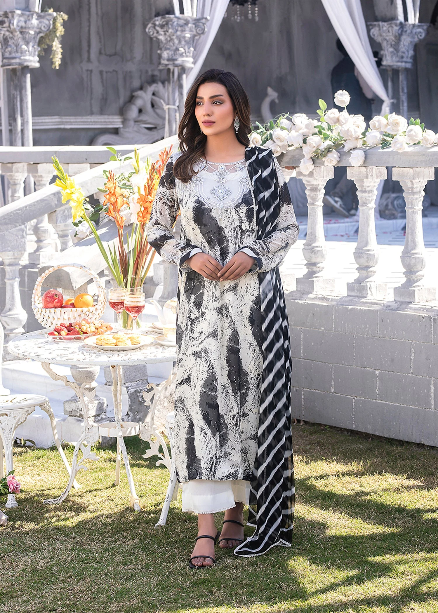 Arsha Pakistani women fashion