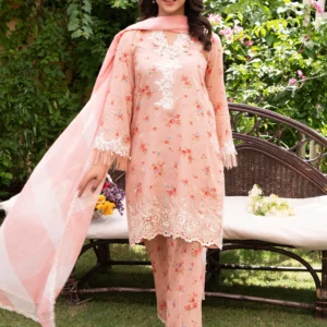 Maahi Pakistani women fashion